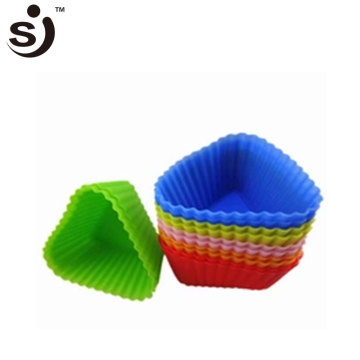 New Bakeware Products Mini Cake Mould Triangle Shape Silicone Muffin Cups
