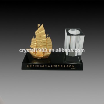 Golden sailing boat k9 optical glass with black crystal base engraving pen holder