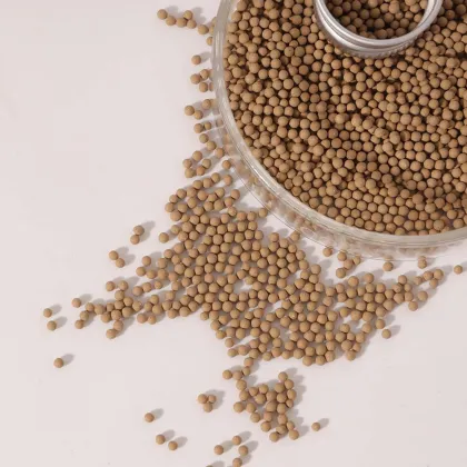 Super absorbent insulating glass desiccant