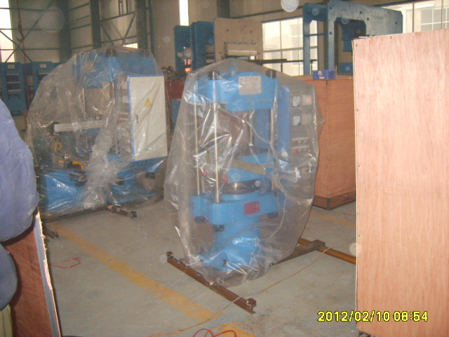 Plate Press Vulcanizing Machine/