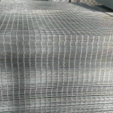 Galvanized welded wire mesh fence for agriculture