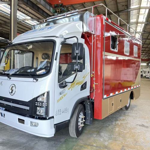 وسیله نقلیه پذیرایی سیار برای رویدادهای فضای باز