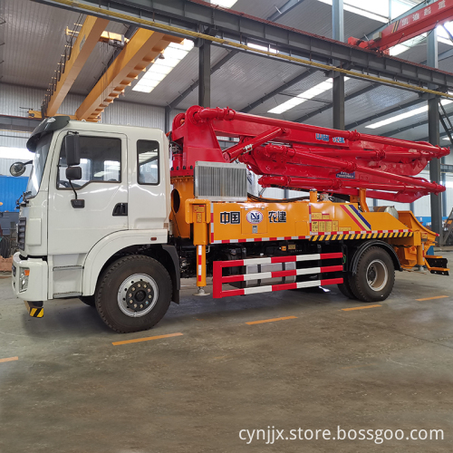 Affordable Dongfeng Chassis Concrete Pump Truck with 25m Pipe