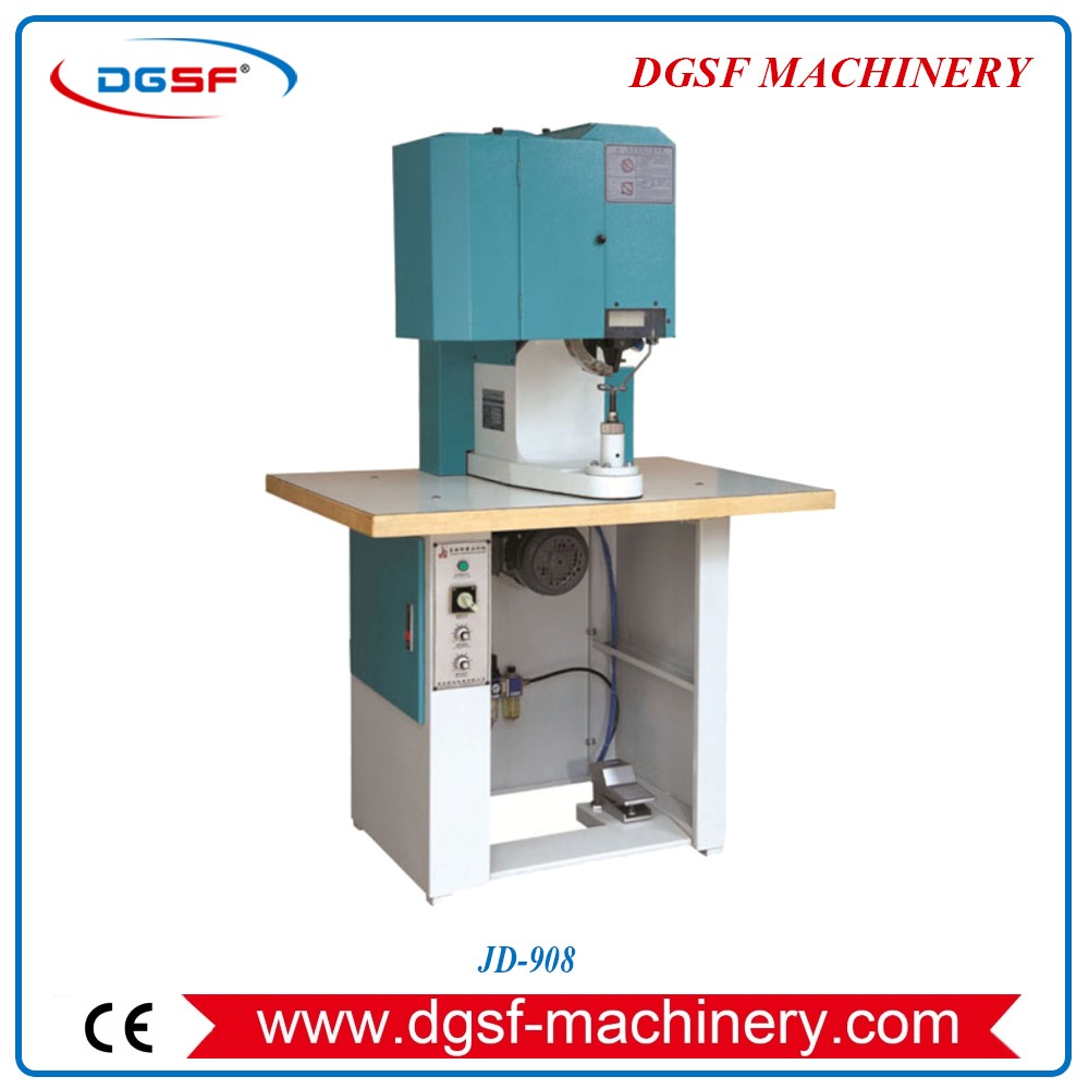 Automatic Mountaineering Button Fastening Machine 