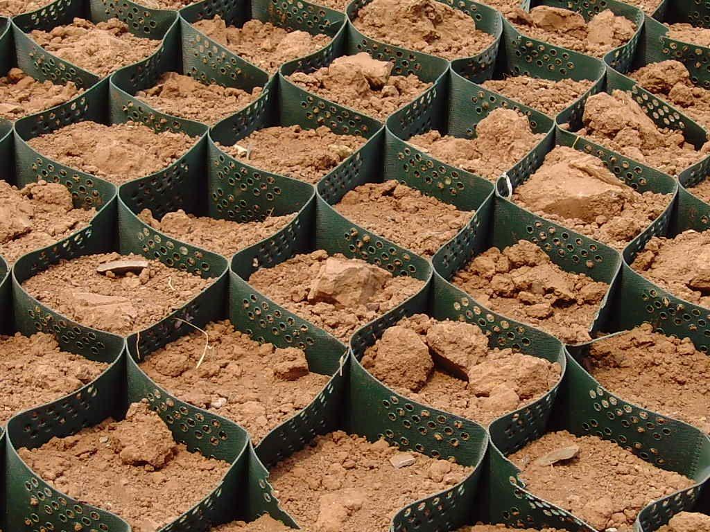 السعر الاحترافي Plastic HDPE Geocell Gravel Grid