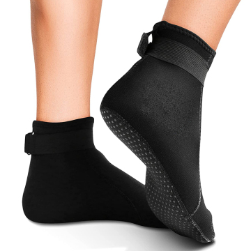 ขายส่งถุงเท้าและรองเท้า Neoprene 2/3 มม.