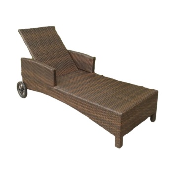 Recycled Plastic Adirondack Chairs: Eco-Friendly Luxury Patio Furniture for Your Beachside Oasis
