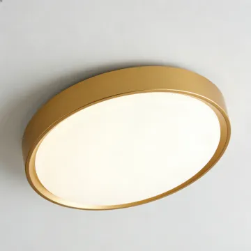 Home ceiling light with even glow