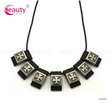 Wholesale Metal Plated Pendant Luxury Genuine Leather Necklace Jewelry Set