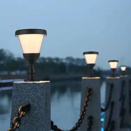 Solar Garden Lights for Gate Pillar Decoration