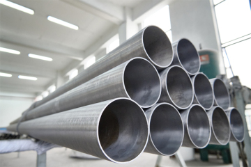 High temperature resistant hollow titanium tube
