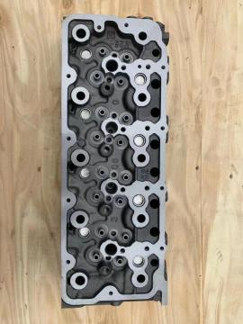 KUBOTA ENGINE V2607 CYLINDER HEAD WITH EGR VALVE