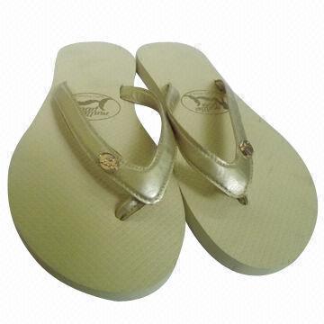 Fashionable EVA Flip Flops with 10-20mm Thickness, OEM Orders Welcomed