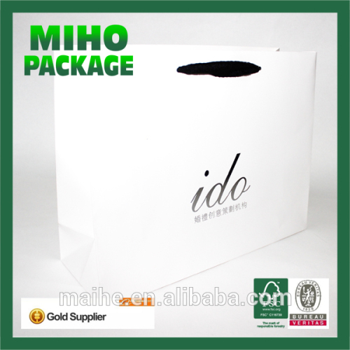 paper advertisement bag