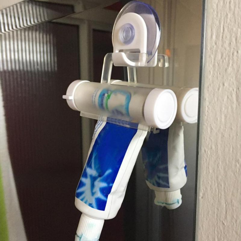 Rolling Squeezer Toothpaste Dispenser Tube Sucker Holder Cream Bathroom Accessories Manual Syringe Gun Dispenser