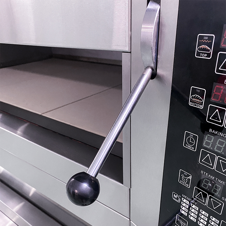 European-Style 3-Deck 15-Tray Industrial Oven with Steam Functionality - Perfect for Baking Cakes and Pastries