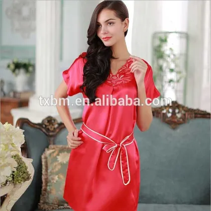 2015 new elegant embroidered noble big yards short sleeve pajamas for women
