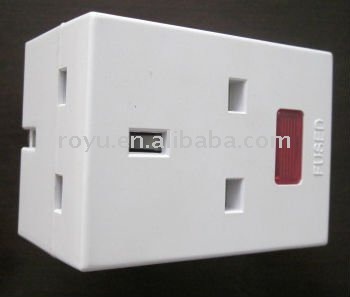 13A Multi plug