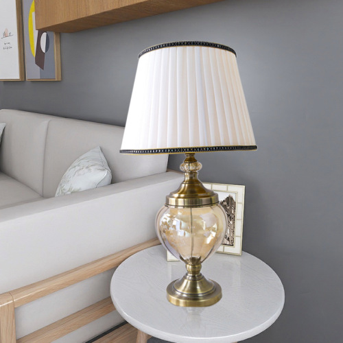 LEDER Witte Tafelstandaard Lamp