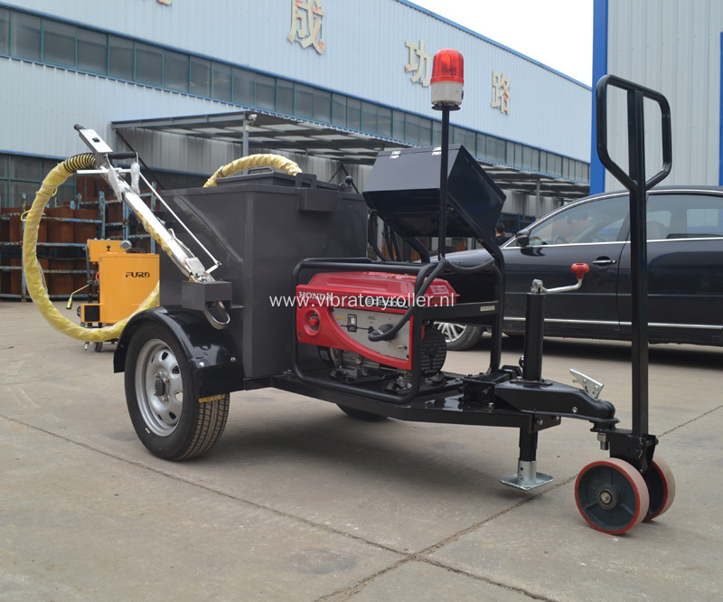 Trailer Type 100L Asphalt Road Crack Sealing Machine