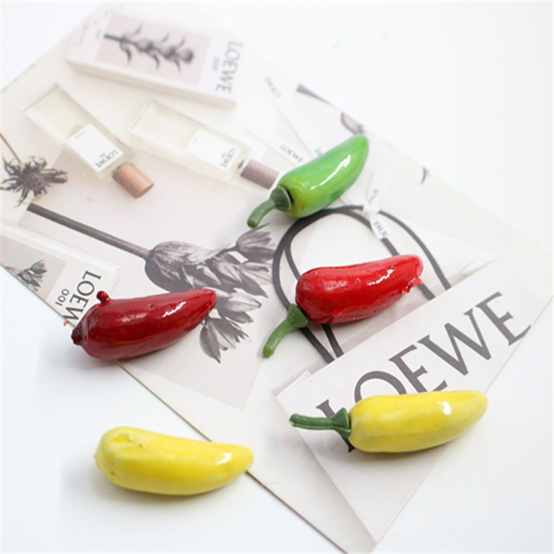 10 PCS Artificial Plastic Simulation Chili Pepper Plants Corsage Putting Fruit Vegetables For New Year's Home Decoration