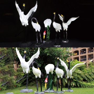 Large Red-Crowned Crane Life-Size Statue - Custom Garden Decoration