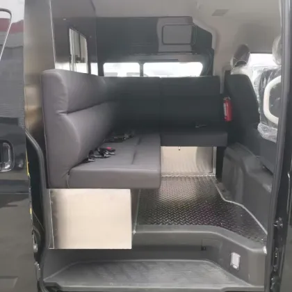 Mobile coffin service van Funeral van Ice coffin