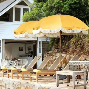 Logo gratuito tela a palo in legno patio impermeabile piscina da sole giardino spiaggia esterna parasole ombrello con nappe