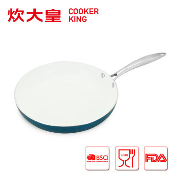 2015 Aluminum fry pan with white ceramic coated CKA6532T