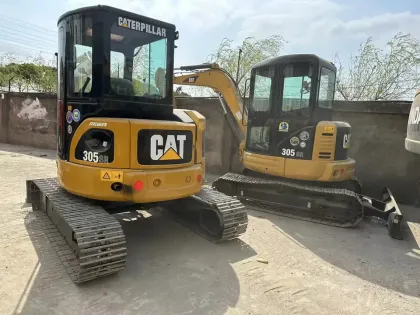 Caterpillar Cat 305C SR: Used Mini Excavator for Home and Garden Projects