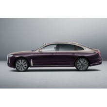 Sedan Hongqi H9 skladem