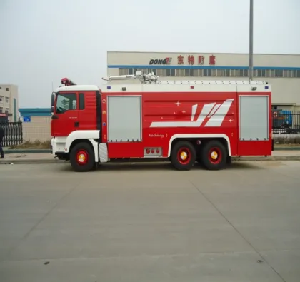 UD Brand Rescue Truck Fire Fighting Tanker Vehicle
