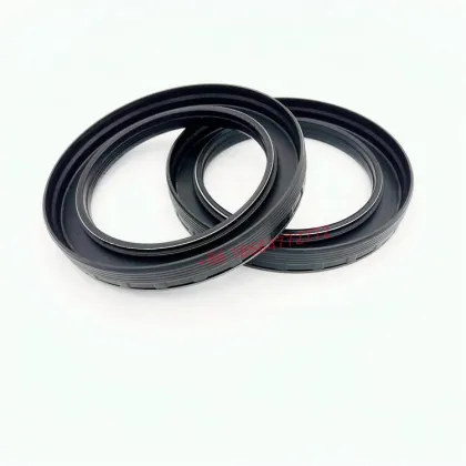 Kinglong Bus Rear Axle Accessories - Rear Wheel Hub Oil Seal SKF 10081520