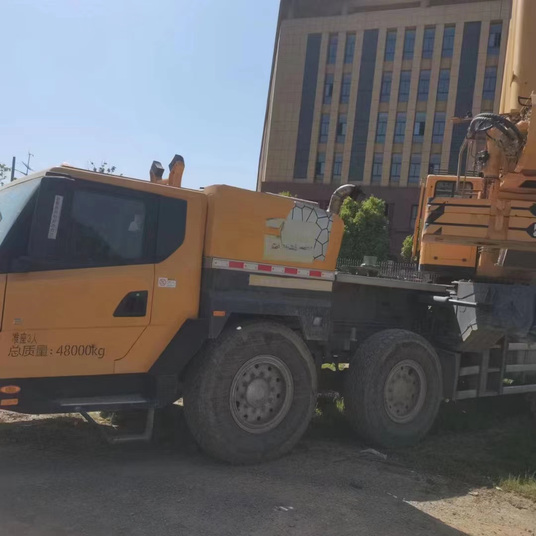 XCMG used truck crane XCT80L6