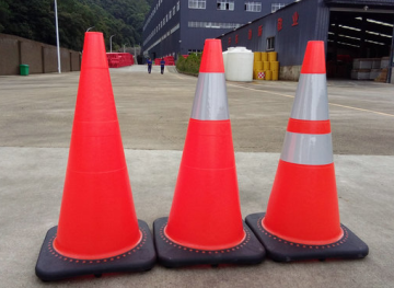 Black Base Flexible Fluorescent Oranfe PVC Road Safety Cones Traffic Cones