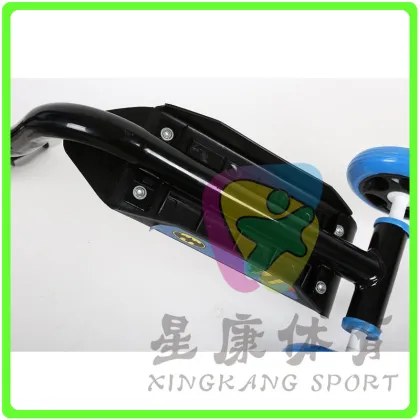 Three Wheel Mini Kids Scooter for Children