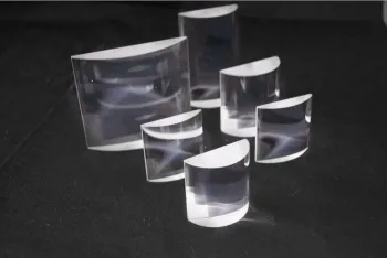 Cylindrical lens