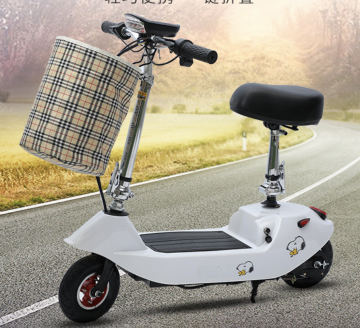 Mini electric scooter foldable for commuting