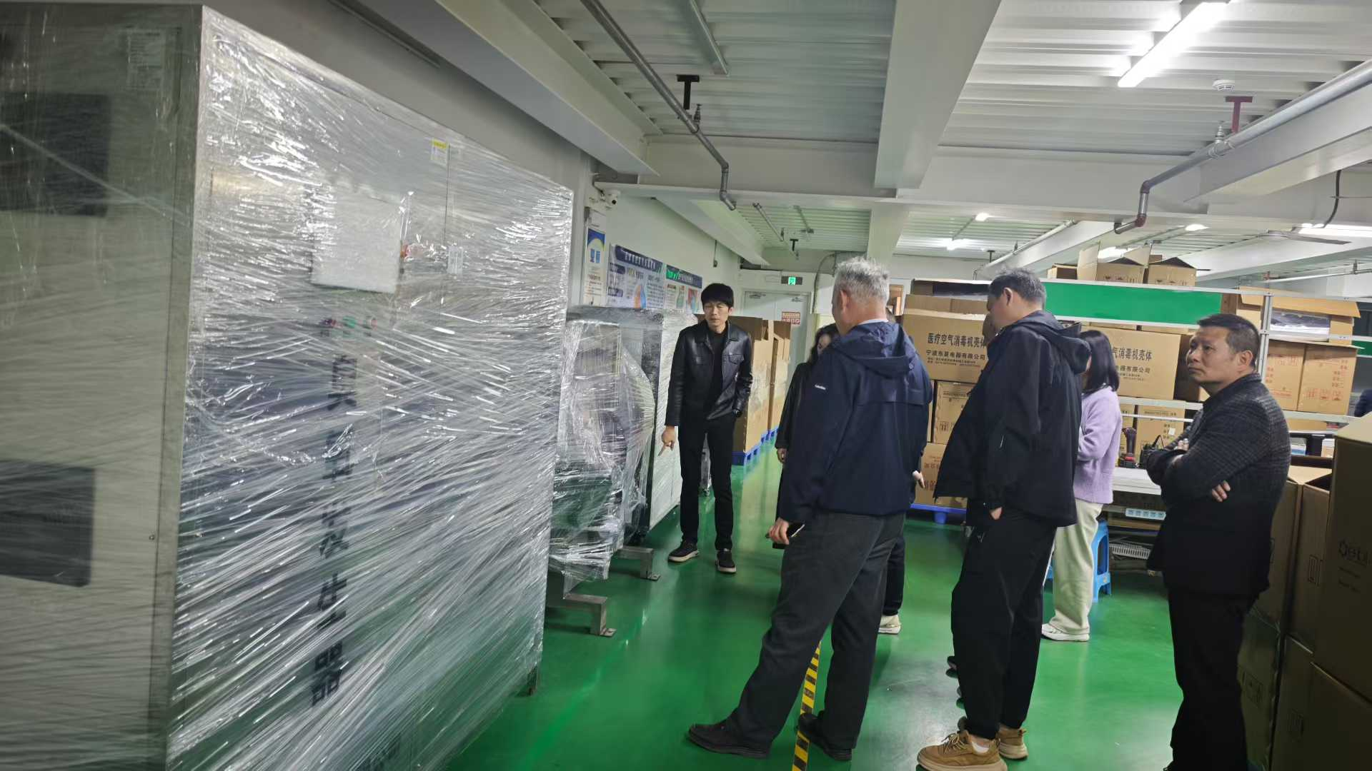 il cliente ha visitato la fabbrica FEILI della macchina per l'ozono industriale customer visited industrial ozone machine FEILI Factory