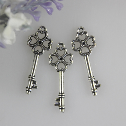 Wholesale 200 Pieces Vintage Color Metal Key Shape Charm Pendants