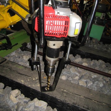 Macchina per trapani in legno a benzina portatile