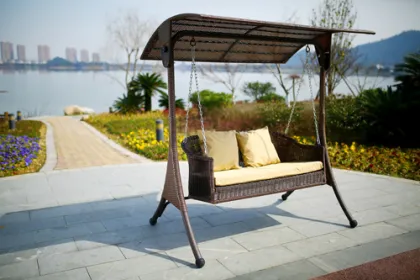 Modern Outdoor Swings, 2 Seats Patio Swings