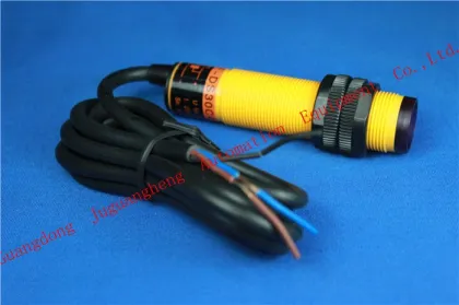 Sensor E3F-DS30C4 E3F3-D11 with Rational Construction