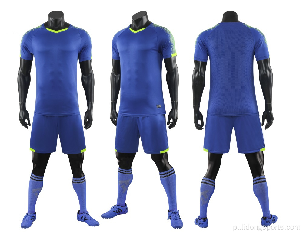 Conjunto de camisa de futebol seco rápido de sublimação personalizada por atacado