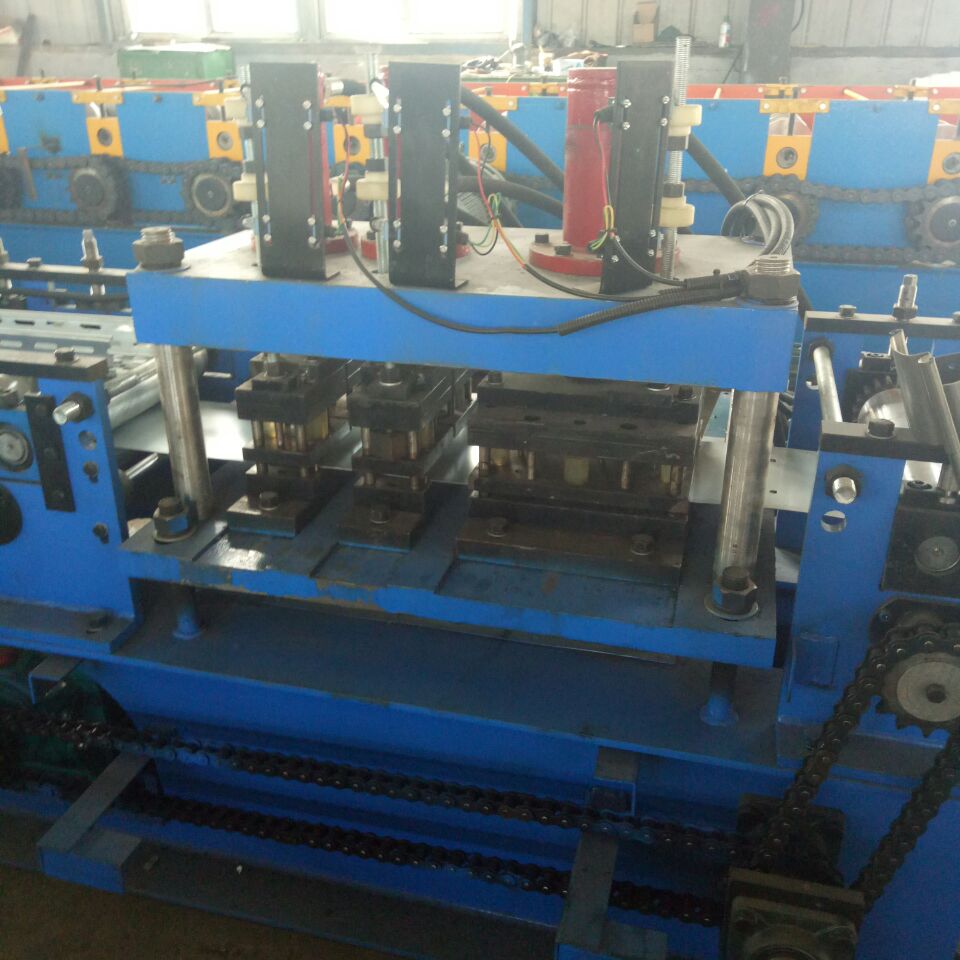 Downpipes cold roll forming machine