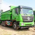 Camion à benne basculante