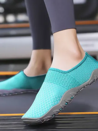 Unisex Yoga Socks & Quick Dry Barefoot Shoes