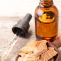 Hot selling Indian sandalwood essential oil for diffuser