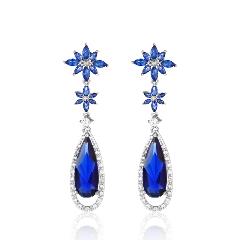 Sapphire fashion flower earrings