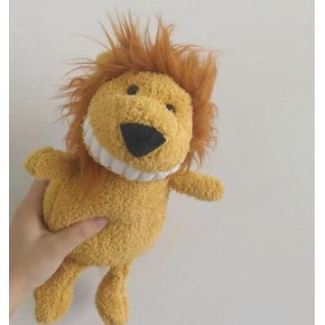 Petit jouet de lion en peluche